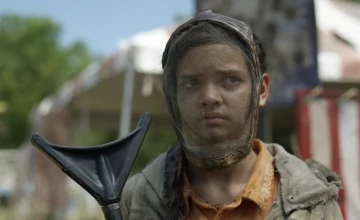 Смотреть Бойтесь ходячих мертвецов 8 сезон 1 серия онлайн