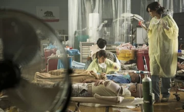 Кадр из сериала Бойтесь ходячих мертвецов 1 сезон